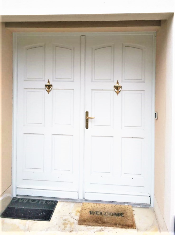 Portes d'entrée rénovation maison appartement zilten Ose Fermetures Artisan Menuiseries Extérieures1