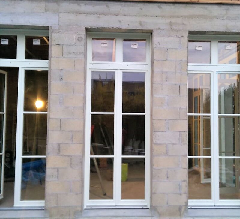 Porte-fenêtres rénovation maison appartement zilten Ose Fermetures Artisan Menuiseries Extérieures1